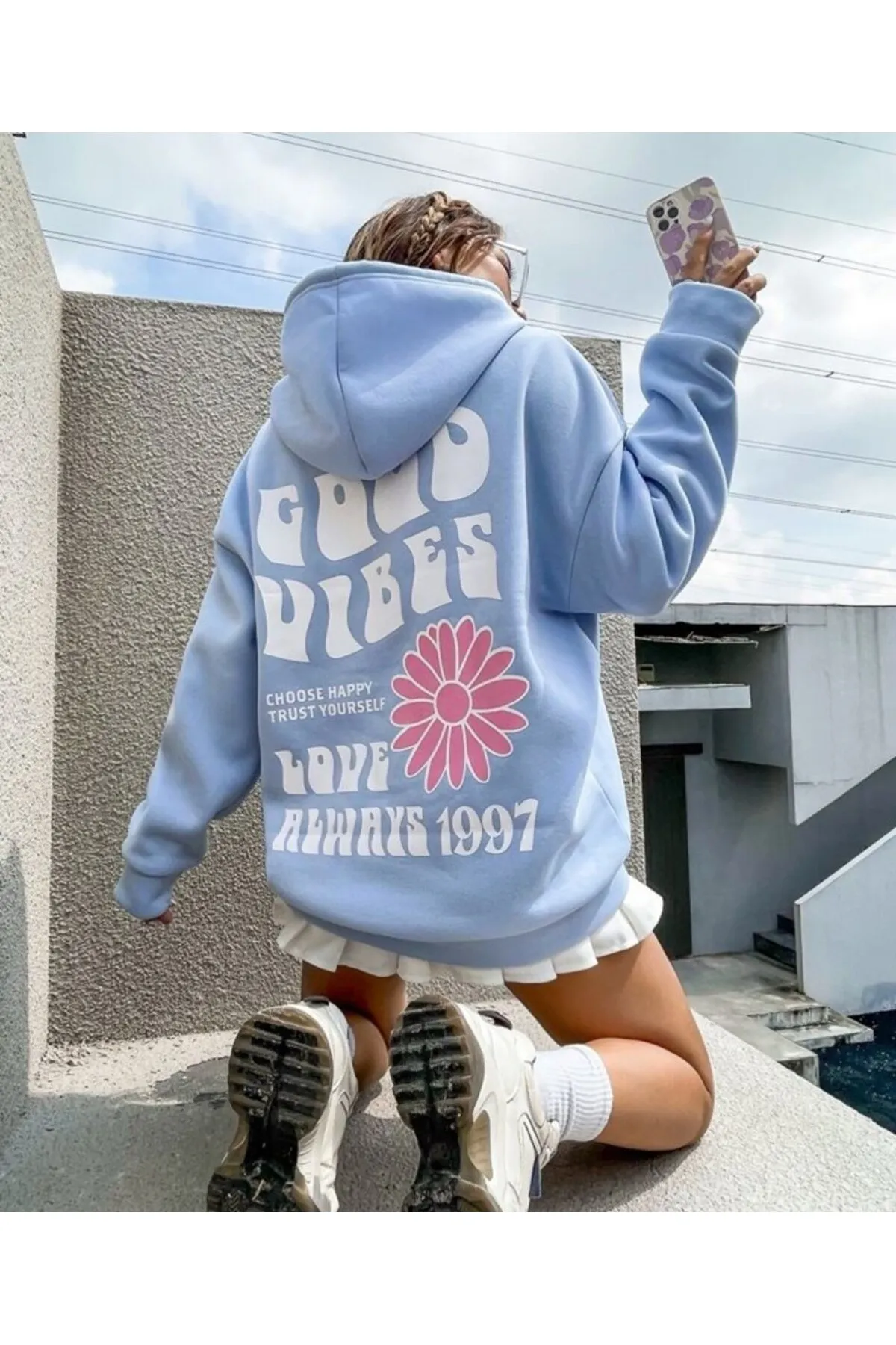 Know  Babyblaues Good Vibes 1997-Kapuzenpullover mit Aufdruck für Damen