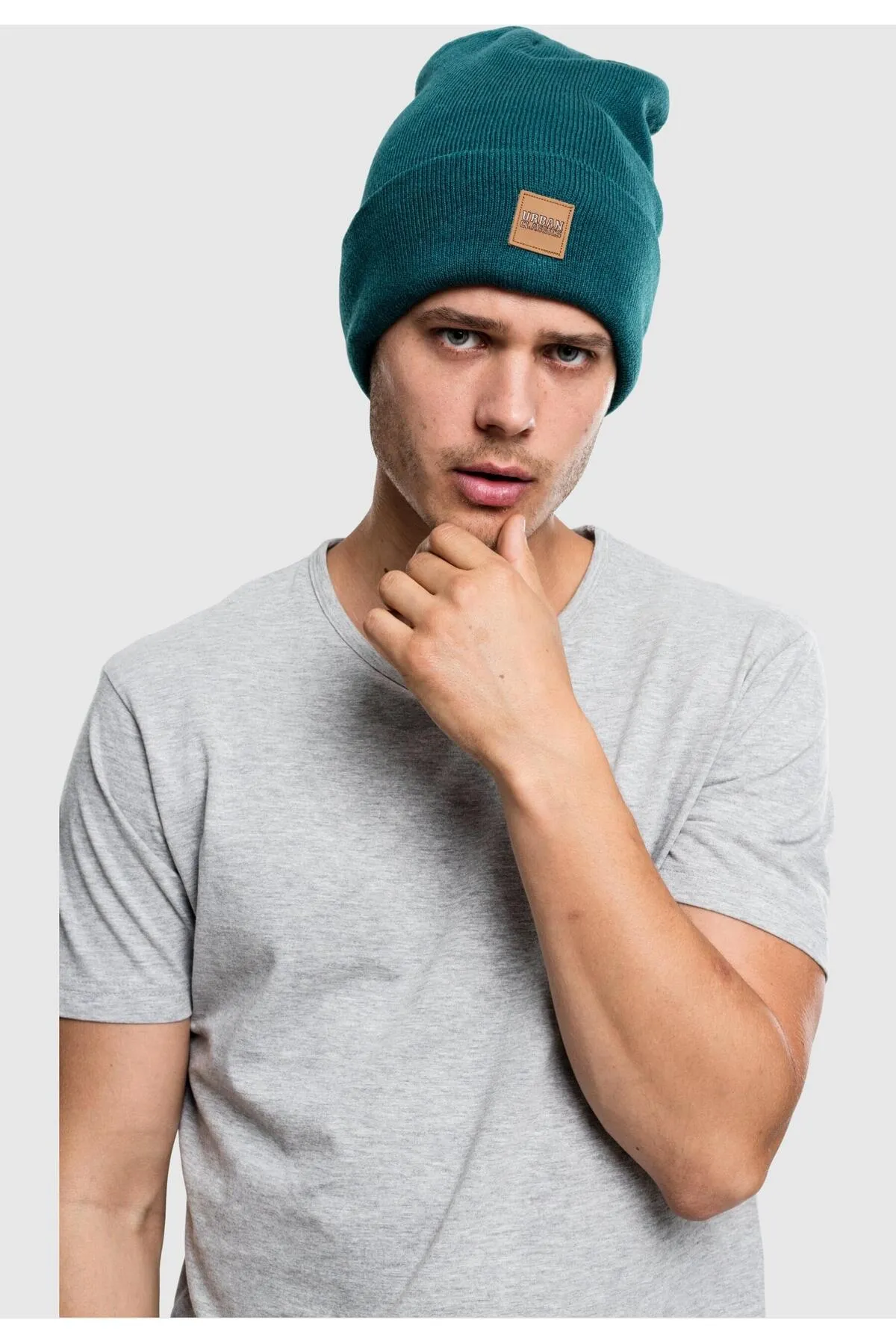 Urban Classics  Unisex Lange Beanie mit Kunstlederpatch