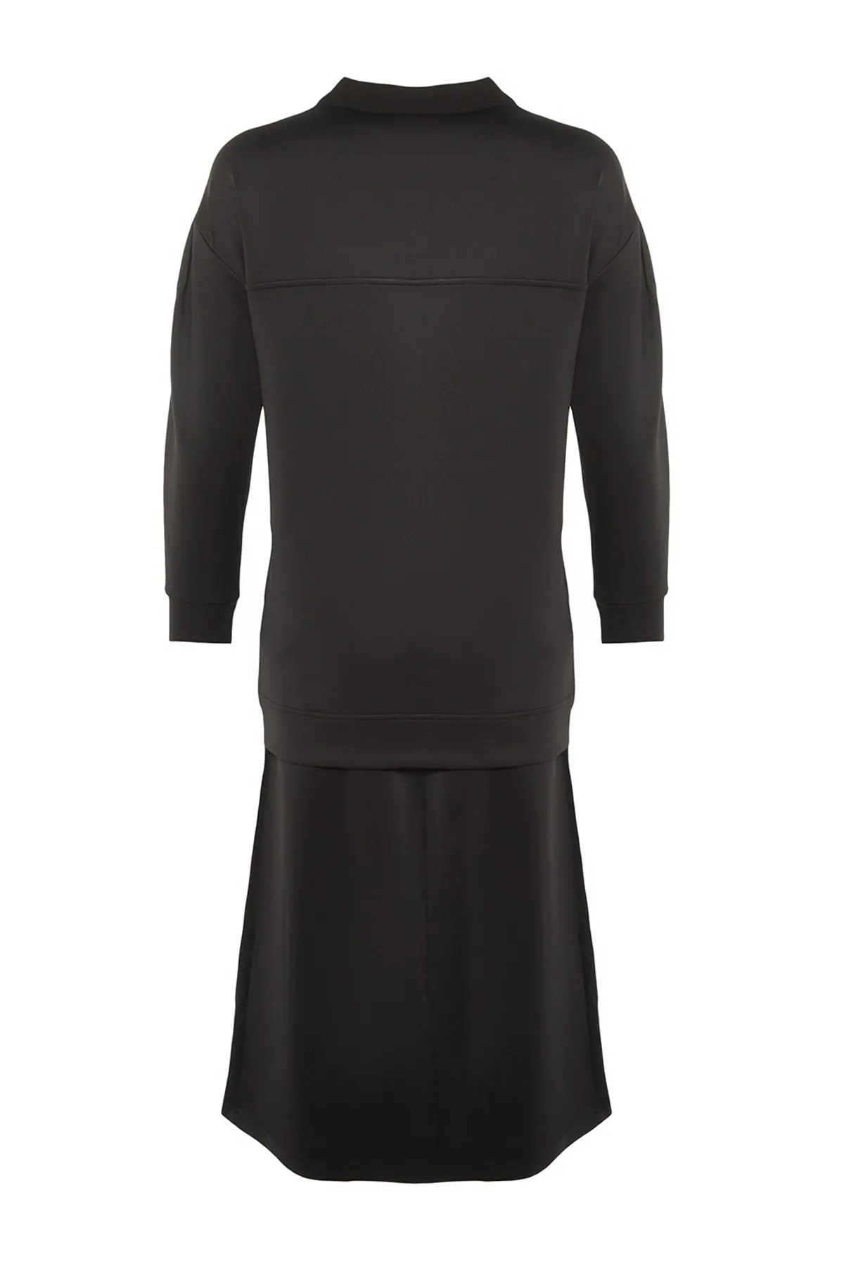 Trendyol Modest  Schwarzes Strickset aus Scuba-Tunika und -Rock mit Ärmeldetail TCTAW23US00106