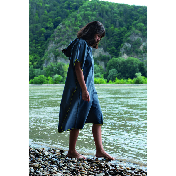 MICROFIBER TOWEL PONCHO ULTRALIGHT - Reisehandtuch