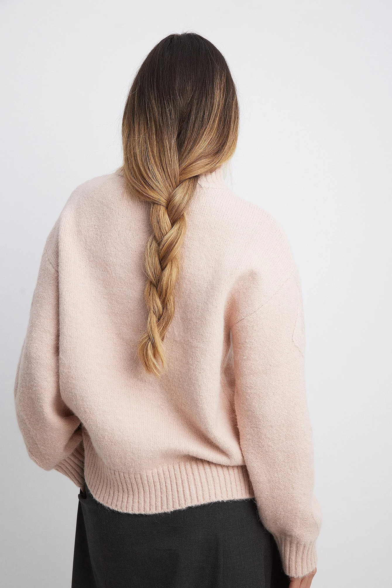 Strickpullover mit Zopfmuster und Rollkragen