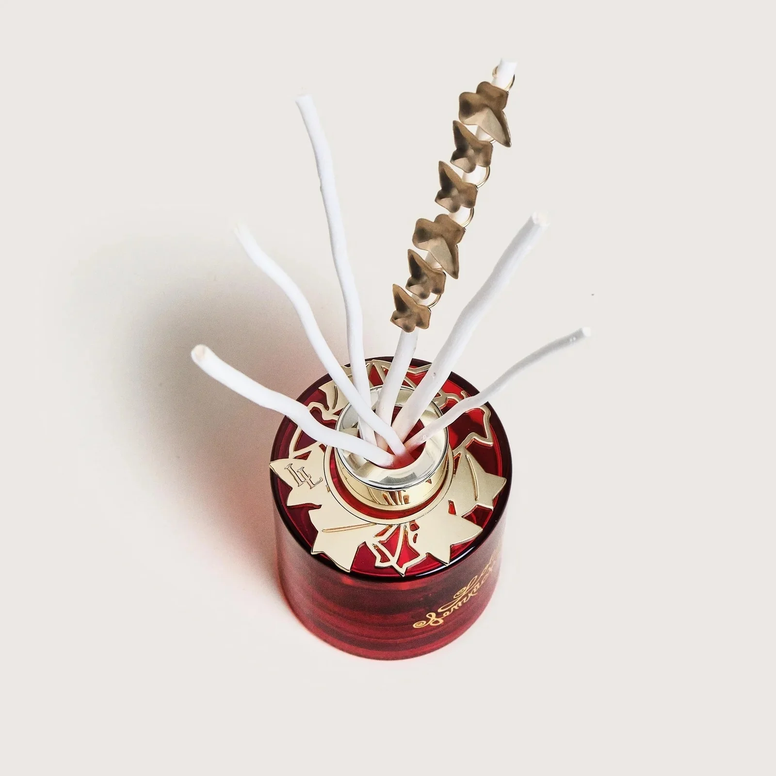 Vôňa LOLITA LEMPICKA SWEET - Difuzér a náplň - Difuzér do parfumu, Difuzér do parfumu