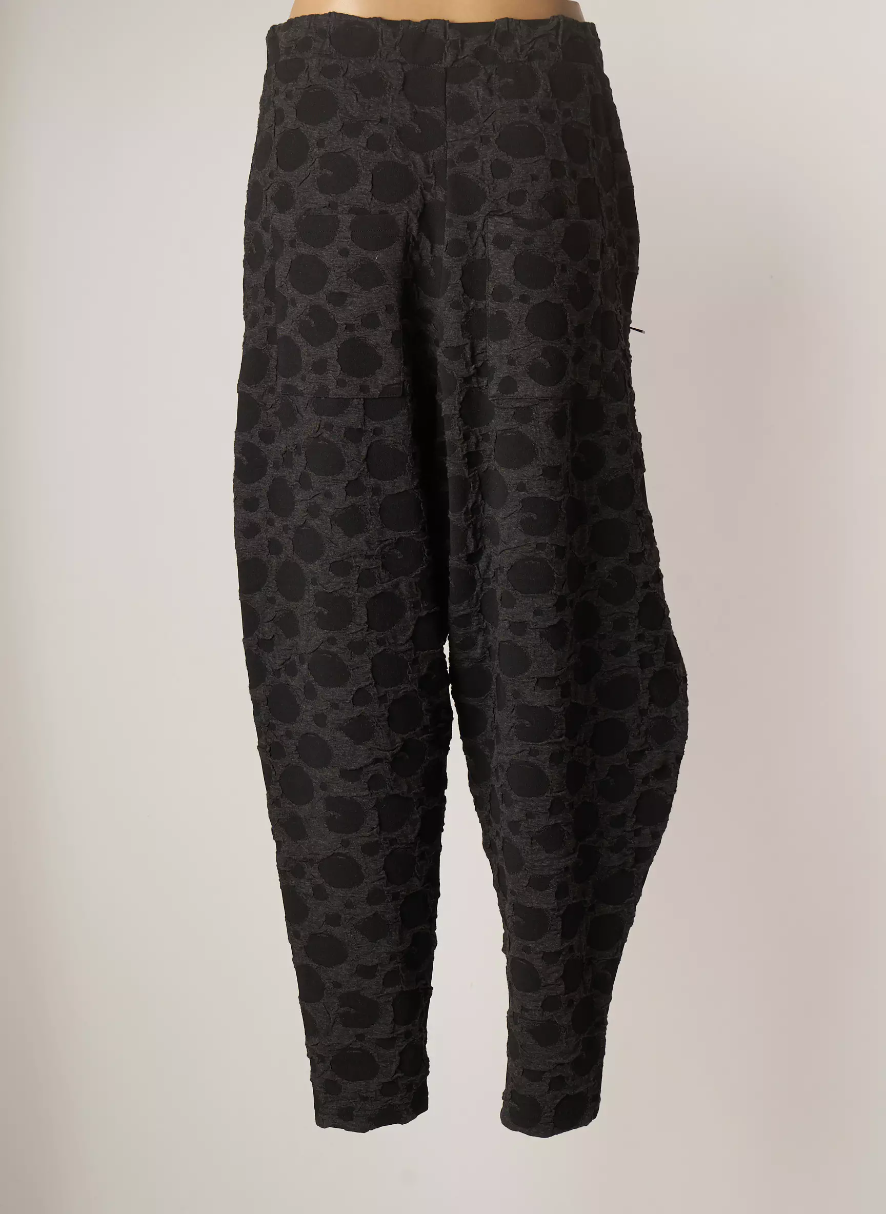 Elsewhere Pantalons Larges Femme couleur noir