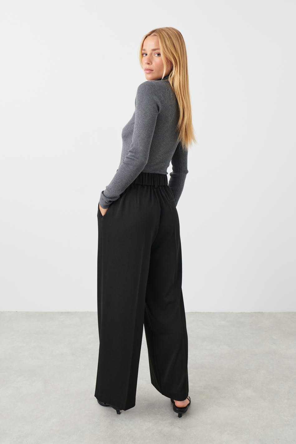 Soft tailored trousers