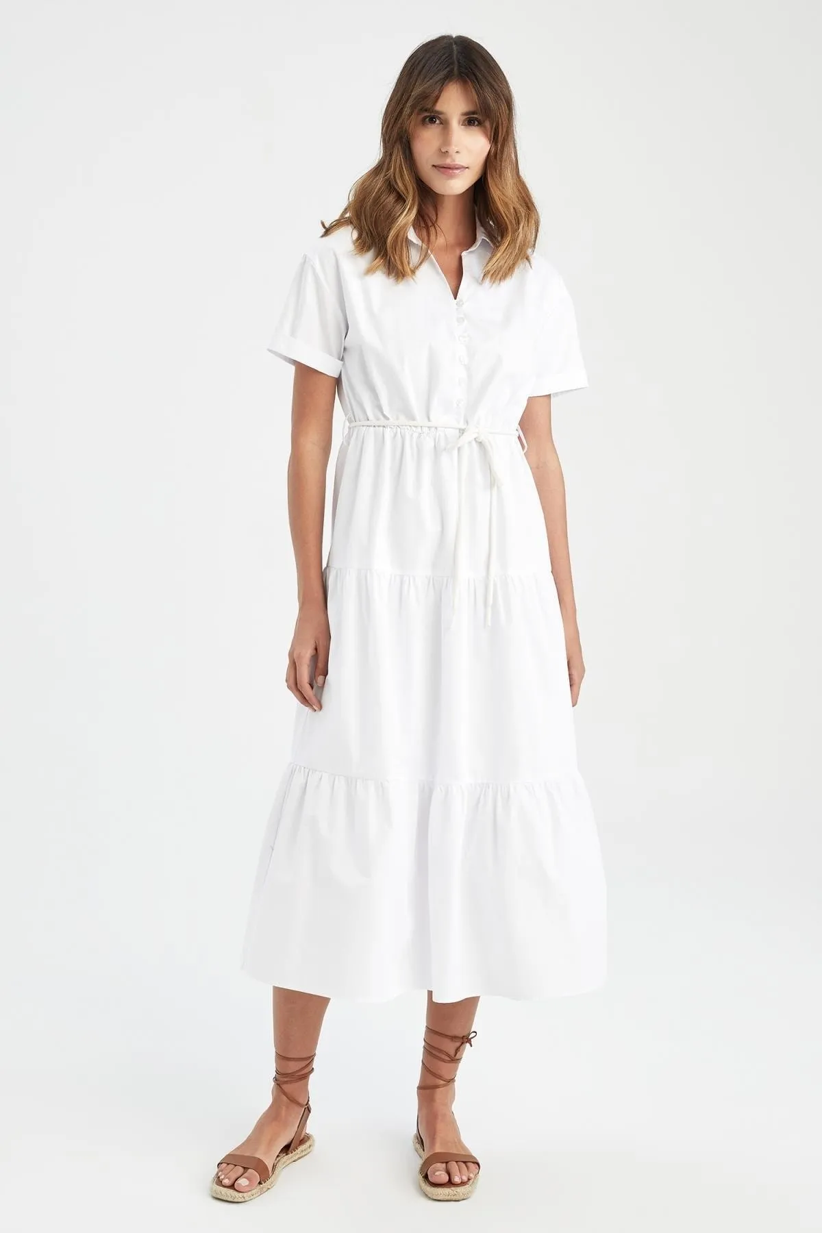 DeFacto  Kurzarmkleid aus 100 % gewebter Popeline mit Hemdkragen und Futter