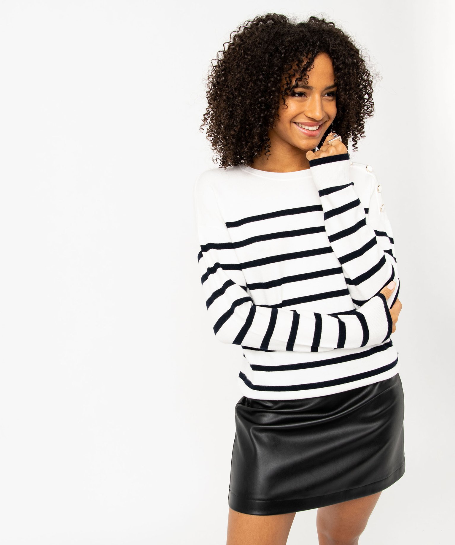 Pull rayé en maille fine avec col rond femme raye | GEMO