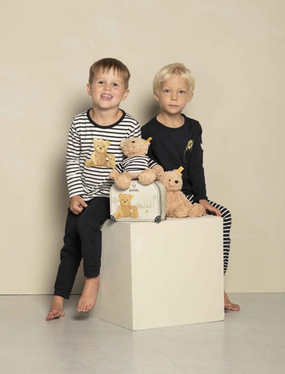 Soft Cuddly Friends Jimmy Teddybär mit T-Shirt, 25 cm, hellbraun