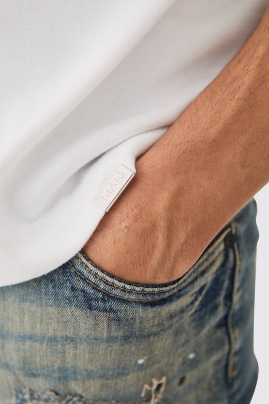 Slim-Fit Man T-Shirt