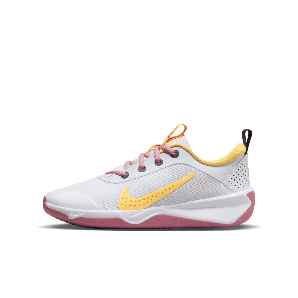 Nike Omni Multi Court DM9027-102 / weiss
