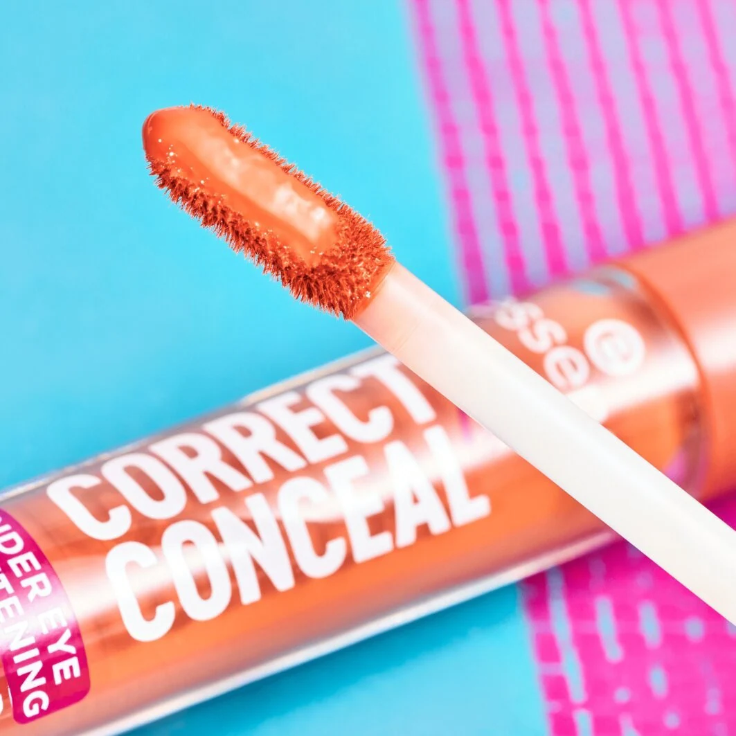 „Essence Correct & Concealer“ paakių šviesinimo priemonė