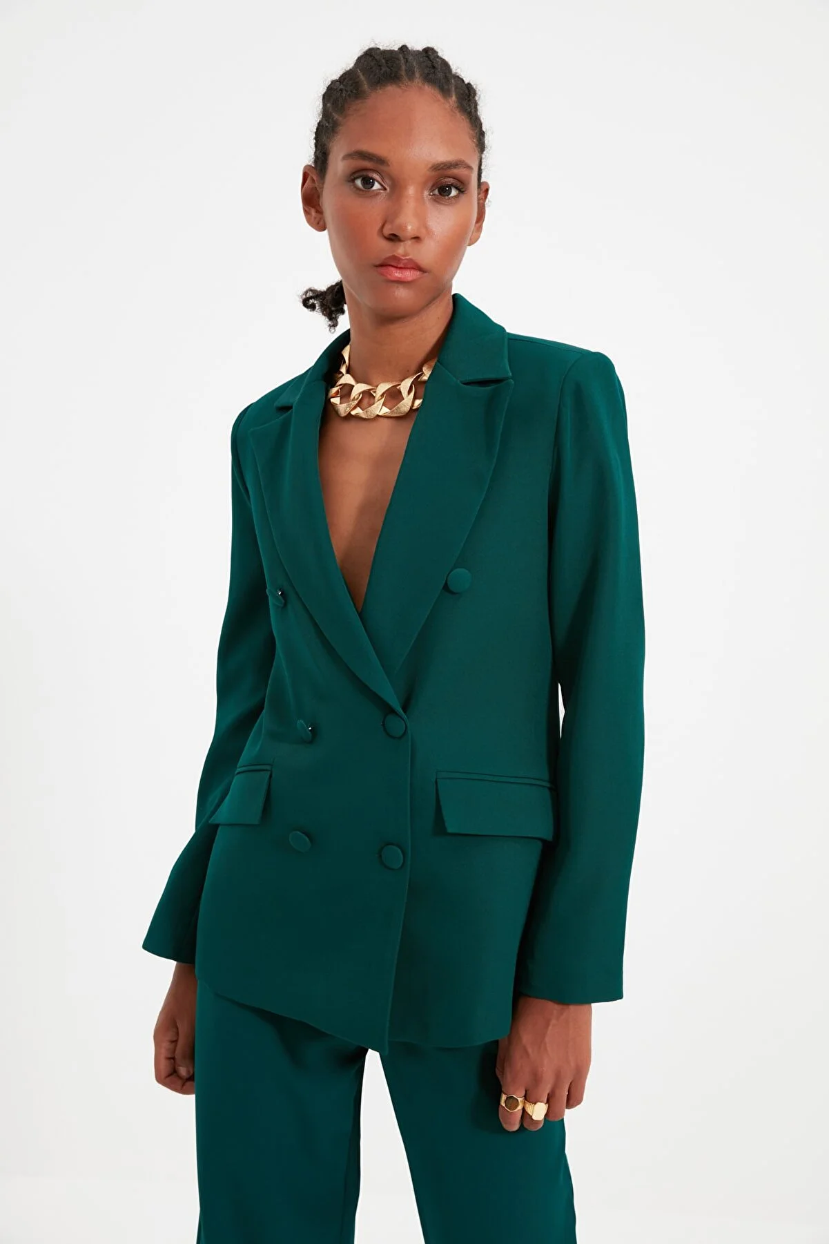 Trendyol Collection  Grüne, gefütterte, gewebte Blazerjacke mit normalem Schnitt TWOSS21CE0137