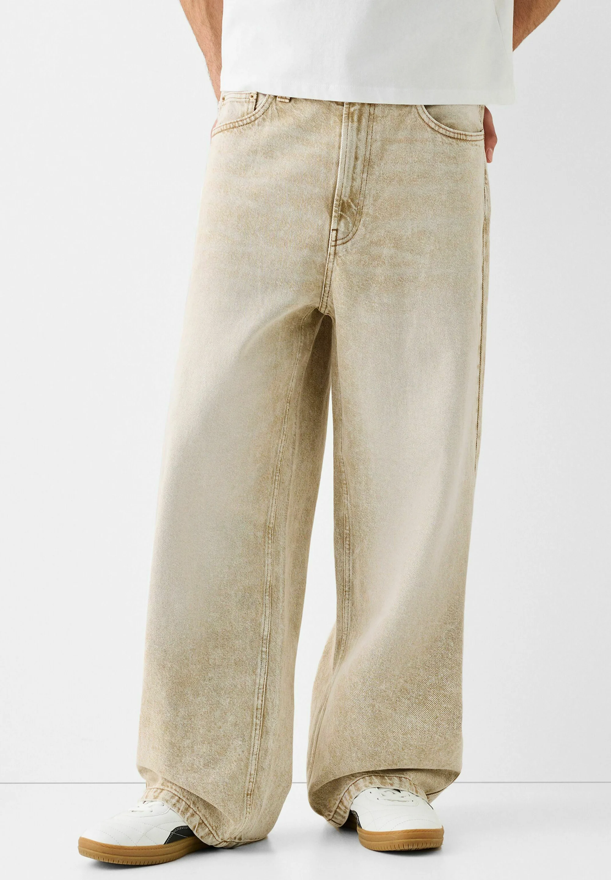 Bershka SUPER BAGGY - Vaqueros holgados