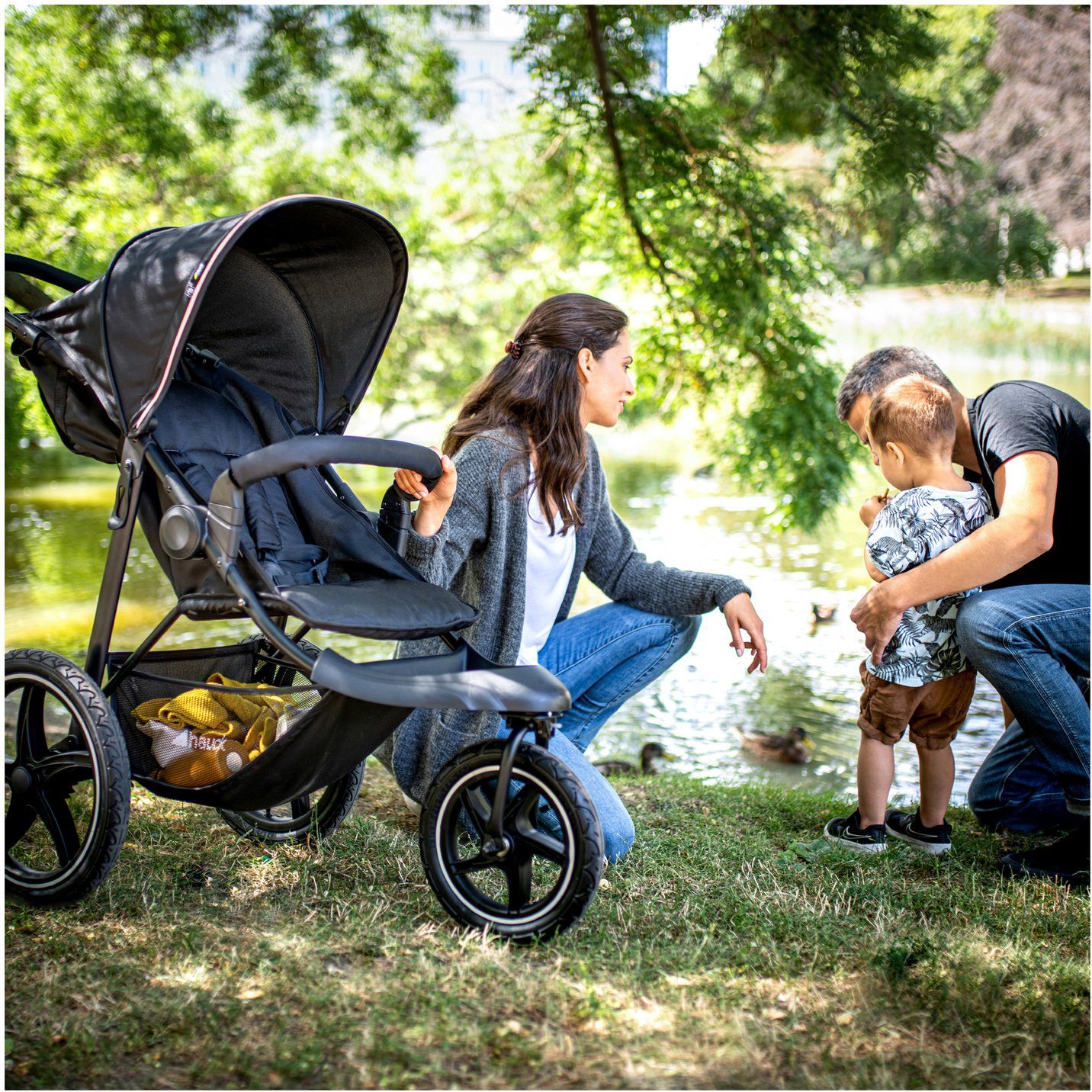 Hauck Dreirad-Kinderwagen Runner 2 Mickey Mouse olive, Kinderwagen, Jogger mit schwenk- und feststellbarem Vorderrad