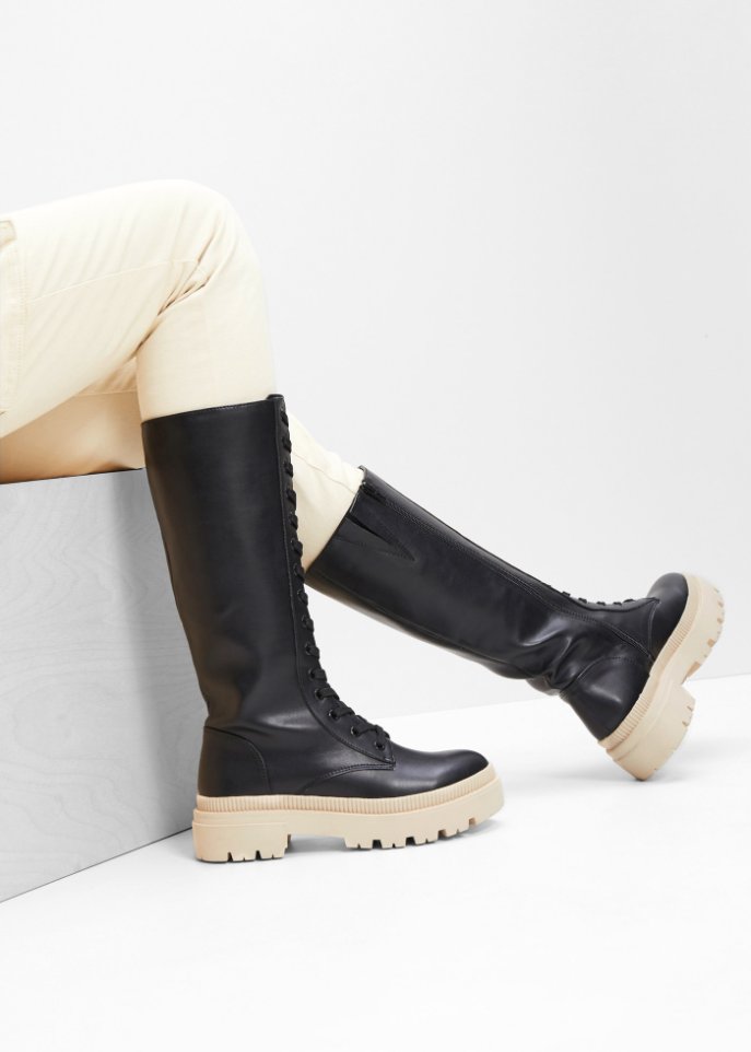 Weitschaft Schnürstiefel
