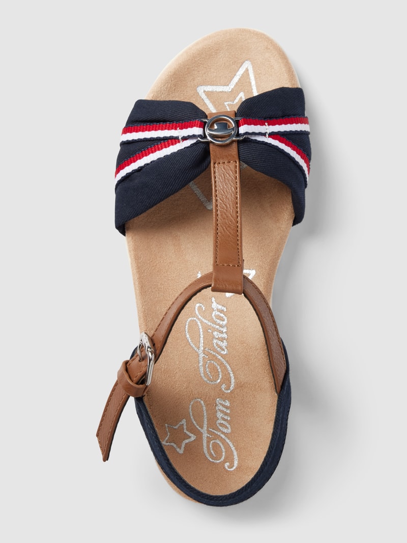 Sandalen mit Label-Detail in marineblau