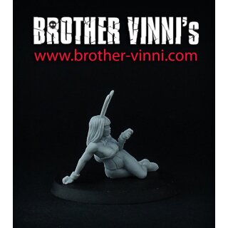 Bunny Lying (28 mm)