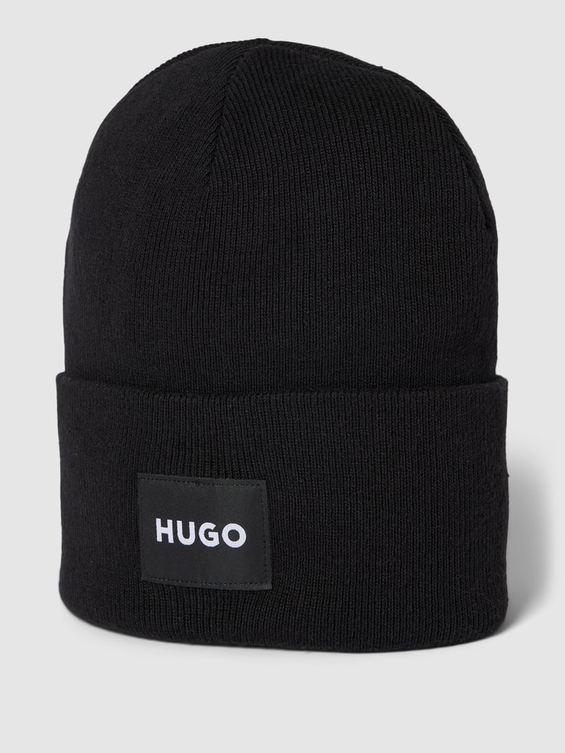 Beanie mit Label-Patch Modell 'Xevon' in schwarz