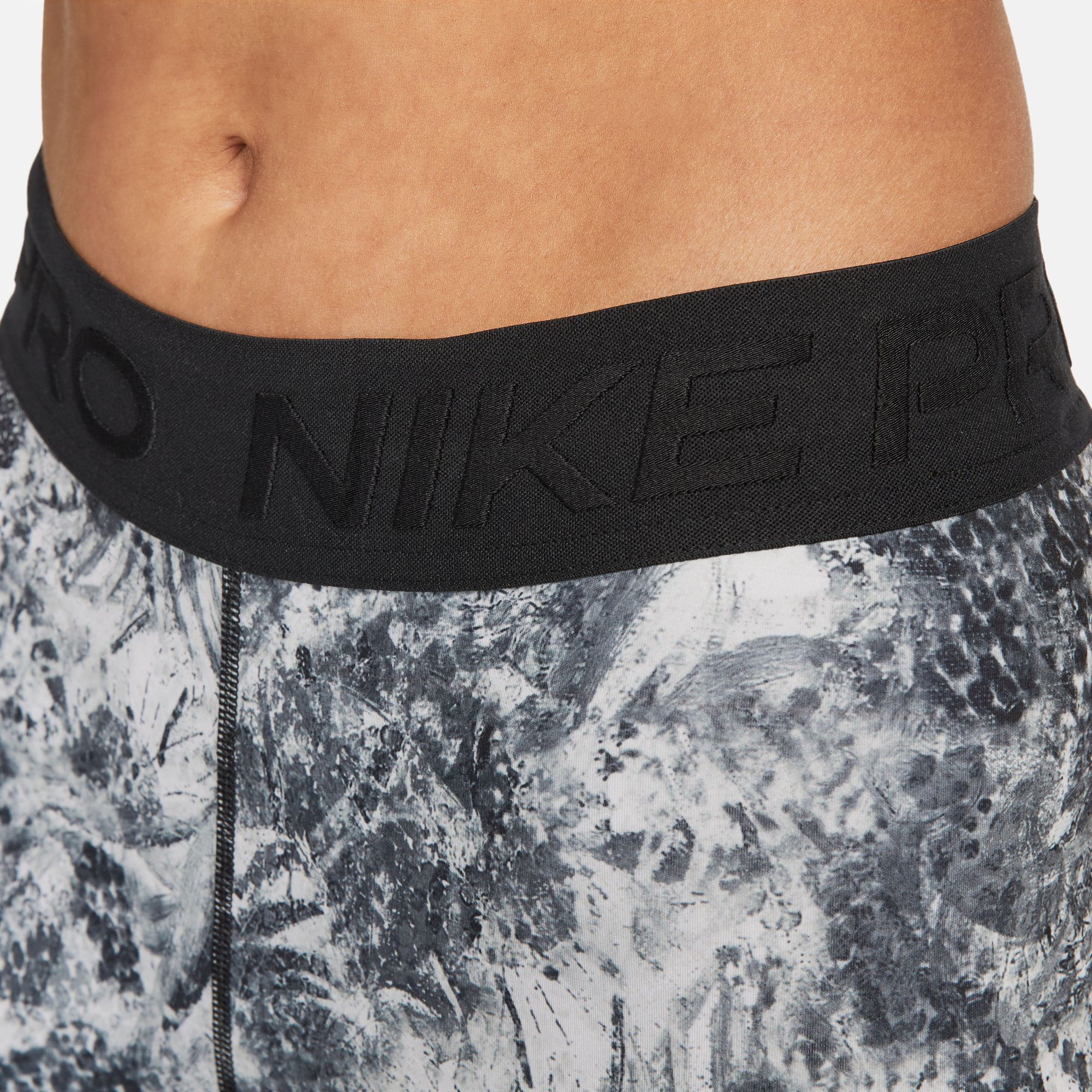 Dri-Fit Performance Mid Rise All Over Print Tight Damen - Weiß, Schwarz