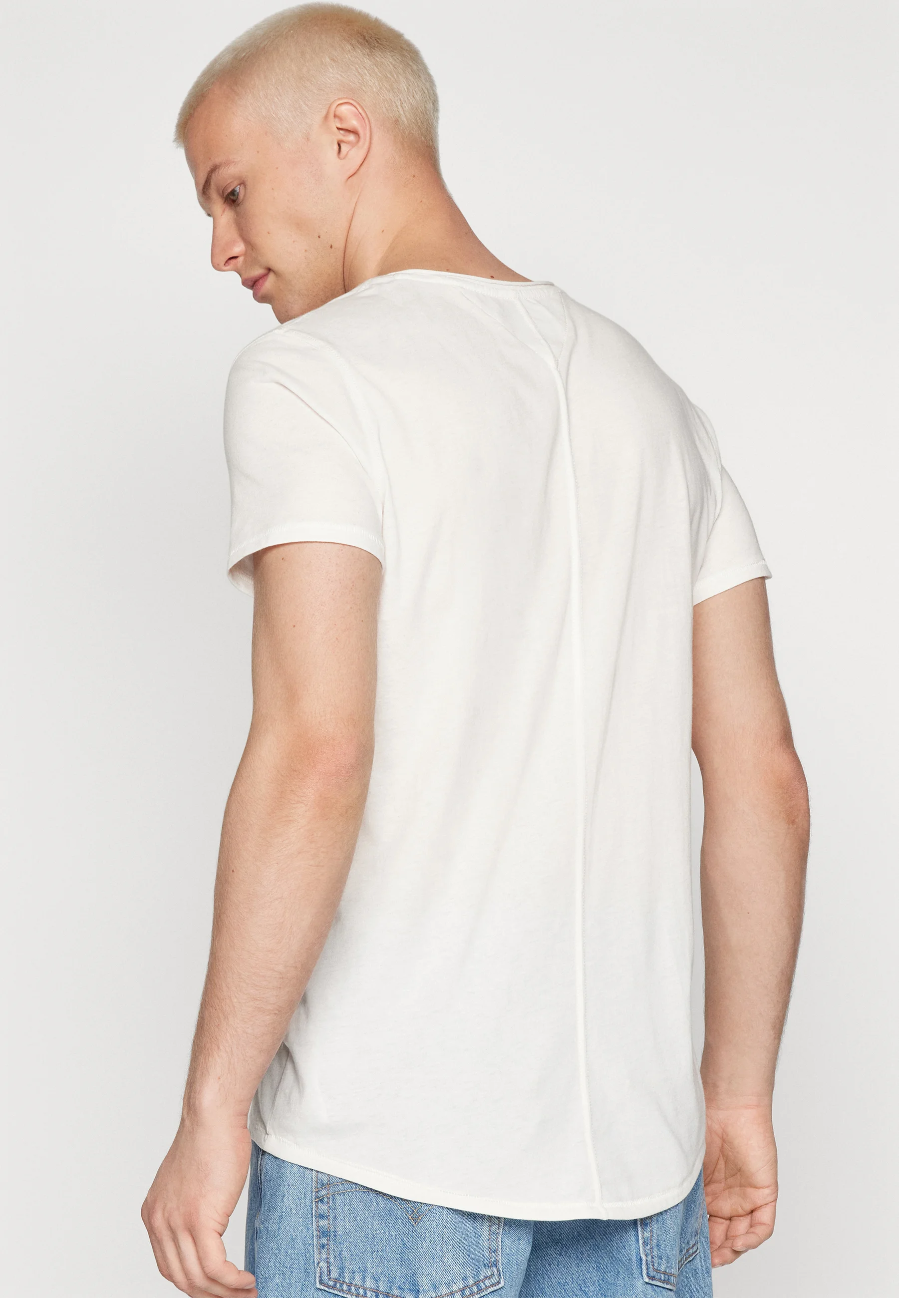Tommy Jeans SLIM JASPER CUELLO EN V - Camiseta básica
