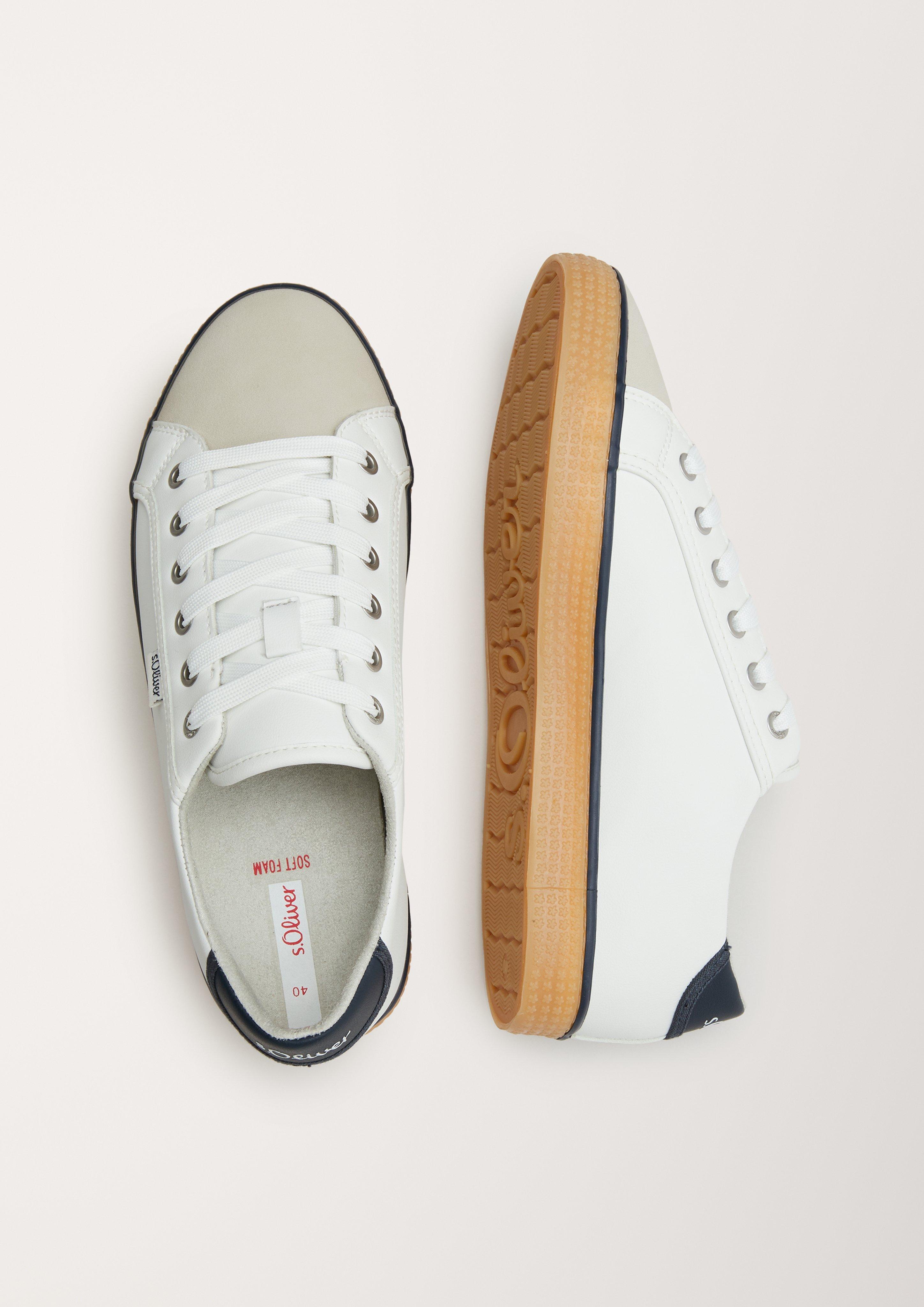 Sneaker mit Kontrastdetails  6005683-157