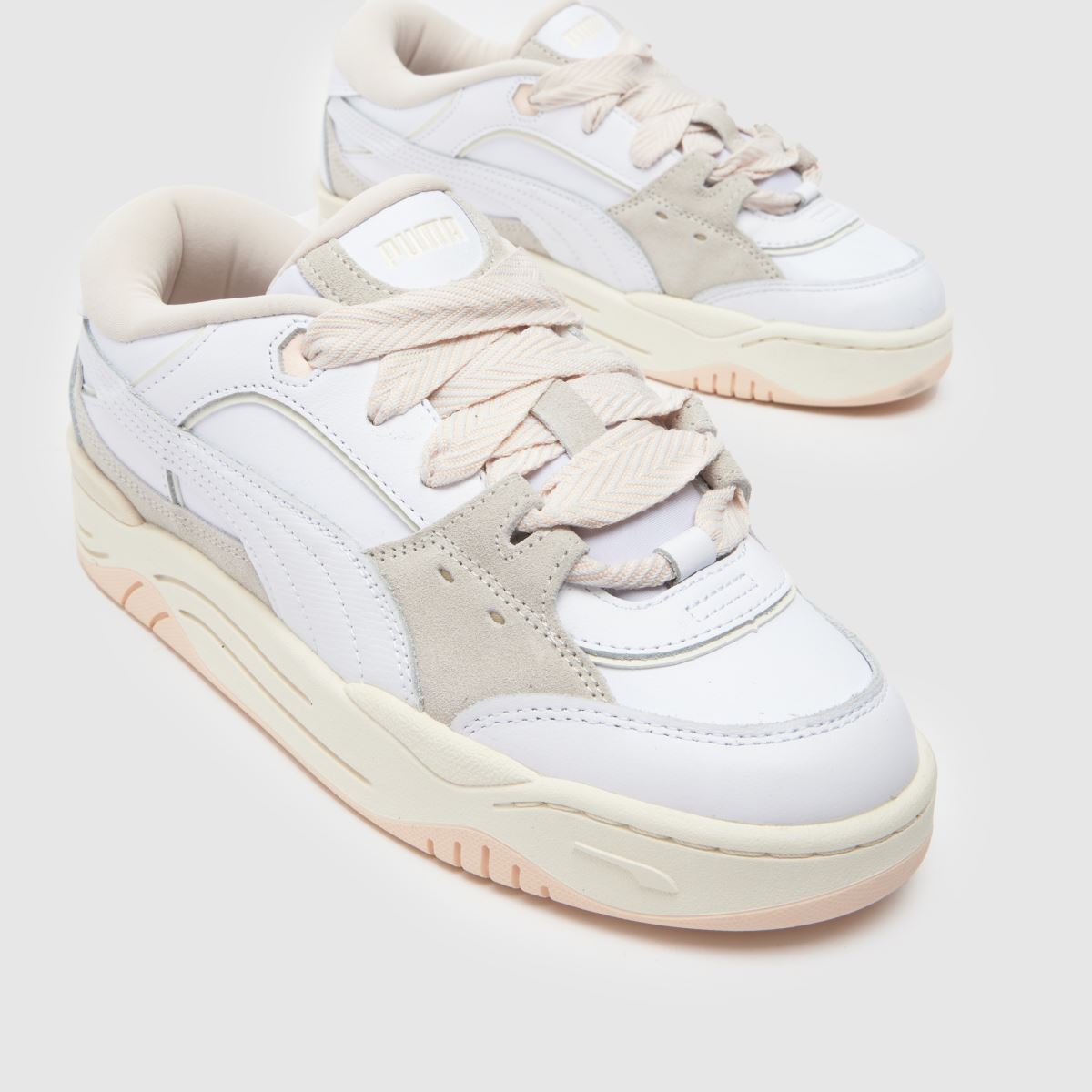 PUMA 180 träningsskor i vitt och rosa