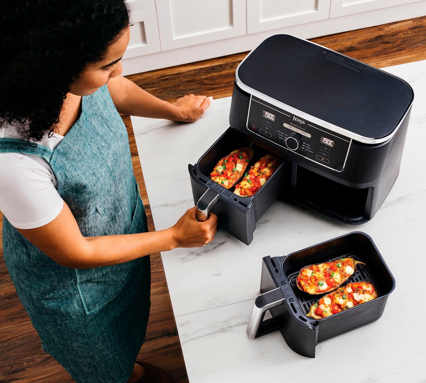 NINJA Heißluftfritteuse Foodi AF400EU Dual Zone Airfryer, 2470 W, Kapazität je 1,4 kg, incl. 2 Crisper Gittereinsätze