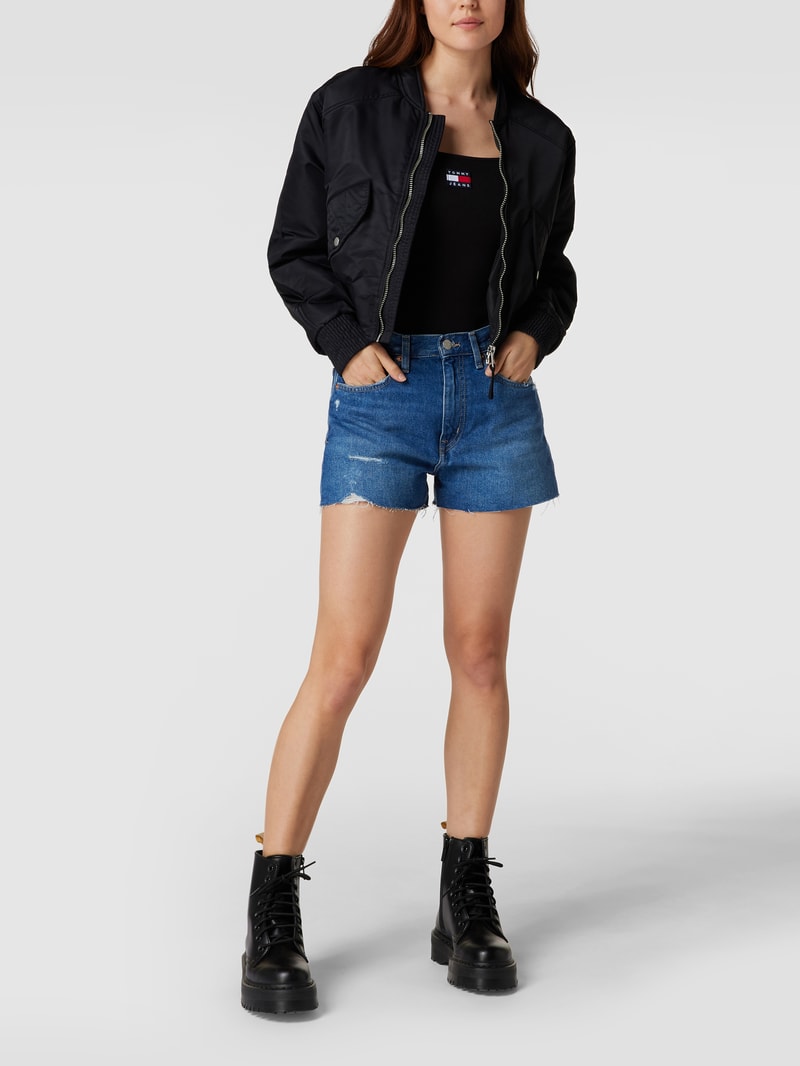Jeansshorts im Distressed-Look in jeans