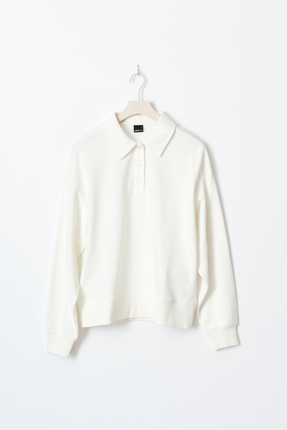 Collar sweater