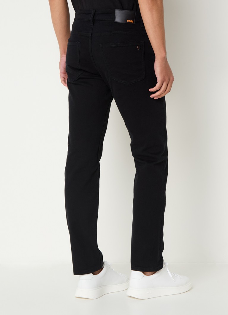 Jeansy HUGO BOSS Delaware o dopasowanym kroju z efektem sprania