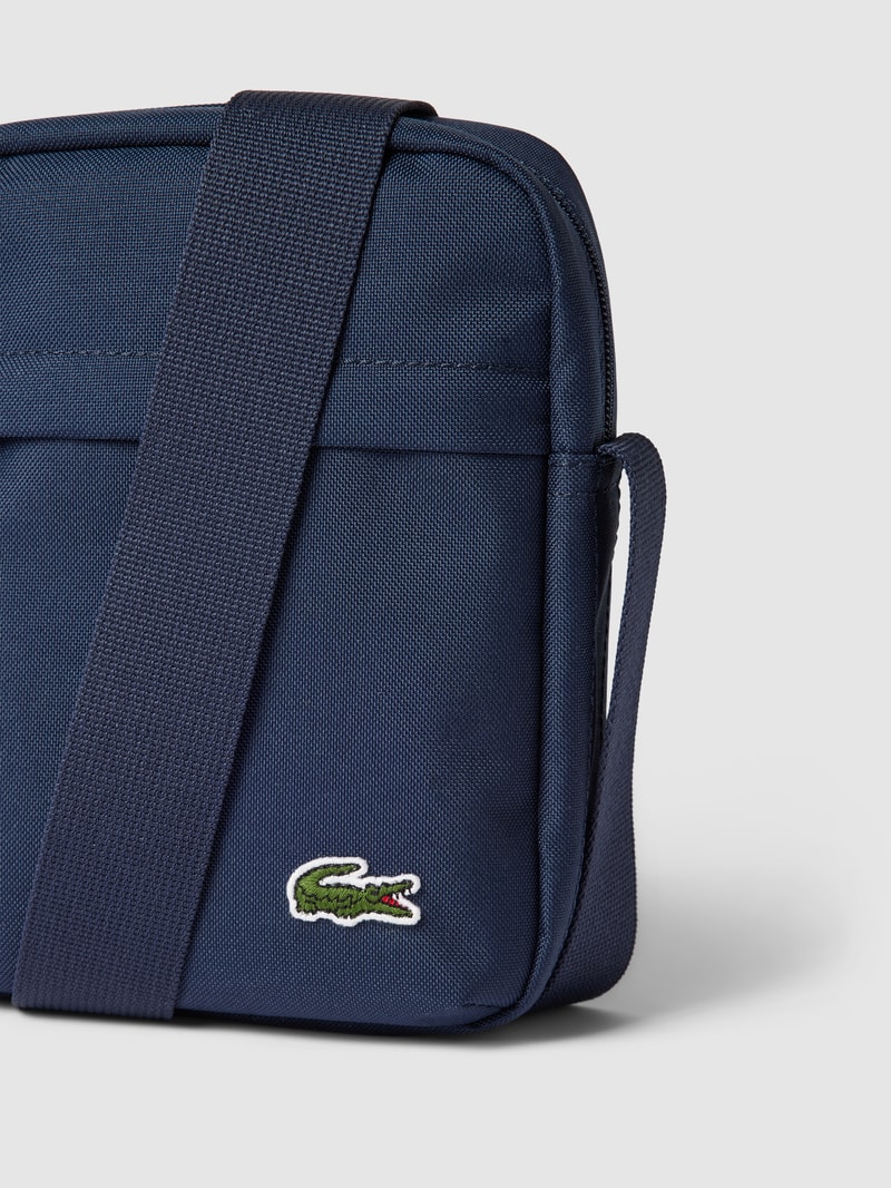 Bauchtasche mit Label-Stitching Modell 'CAME' in marineblau