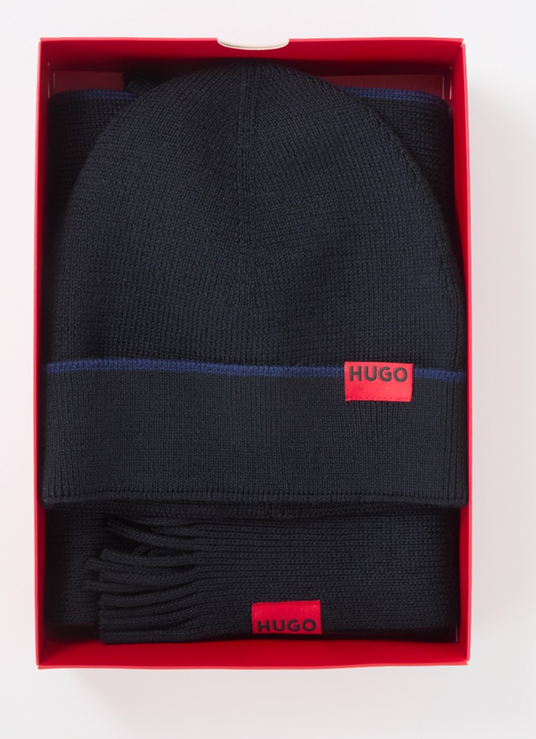 HUGO BOSS  Fijngebreide muts en sjaal 172 x 23 cm in giftbox