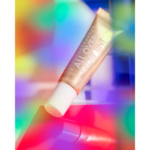 Catrice All Over Glow Tint 010 Beaming Diamond alapozó 15ml