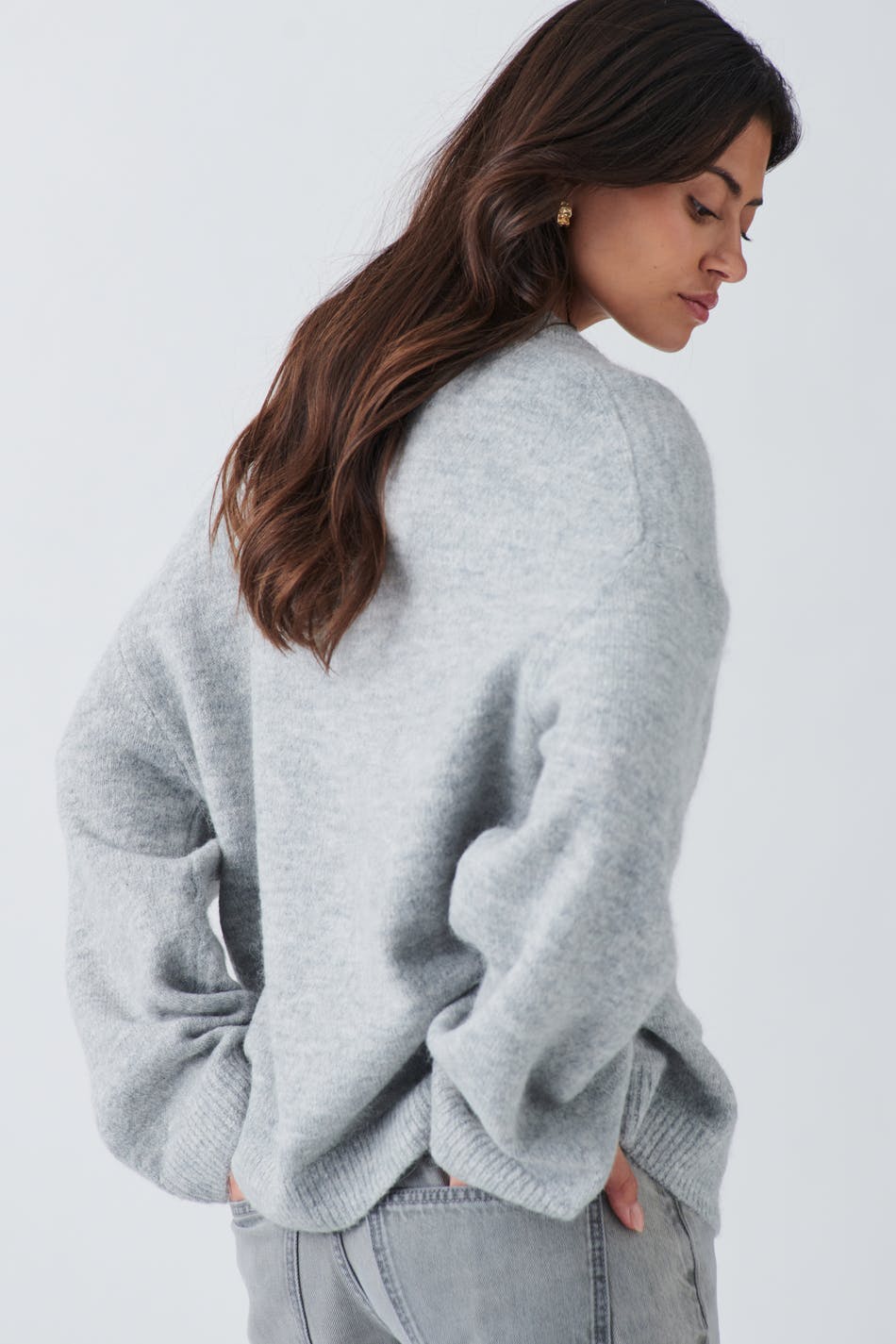 Crew neck knitted sweater