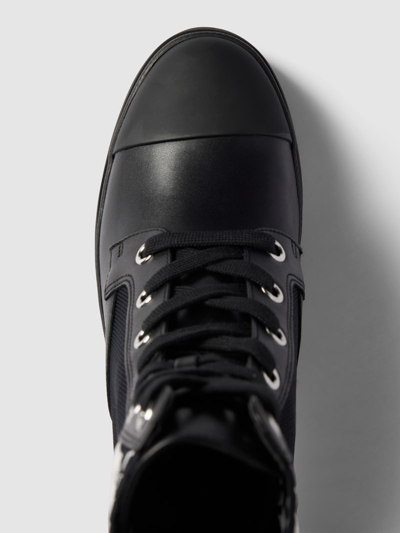 Schnürboots mit Label-Details Modell 'BREA' in schwarz
