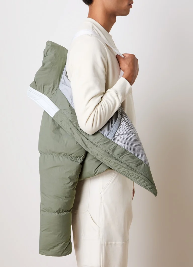 Doudoune Canada Goose Lawrence avec garnissage en duvet et logo