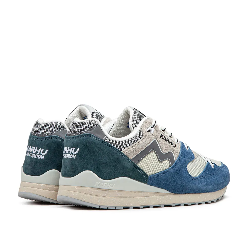 Karhu Synchron Classic F802686 / grau