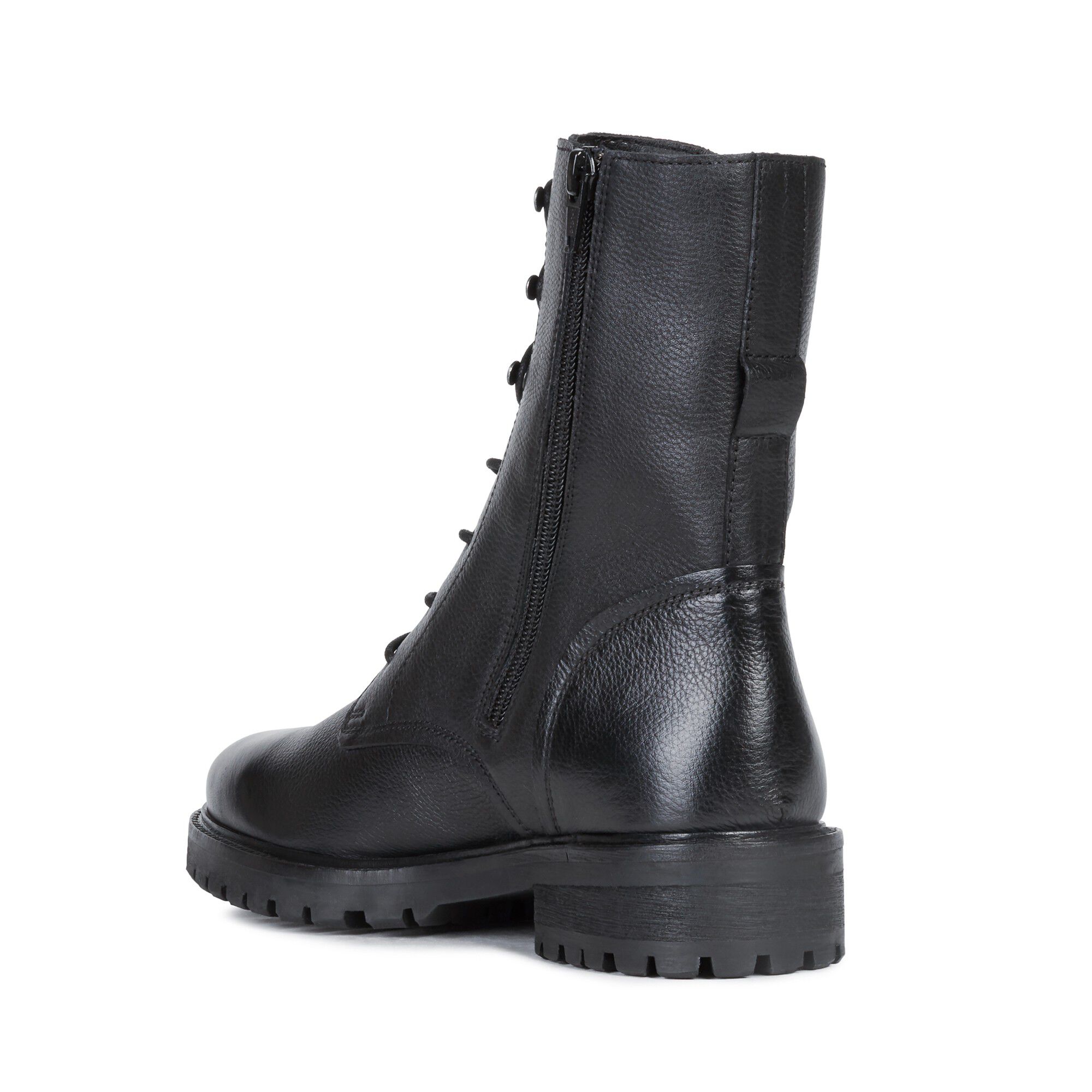 Boots noir semelle crantée dessus cuir