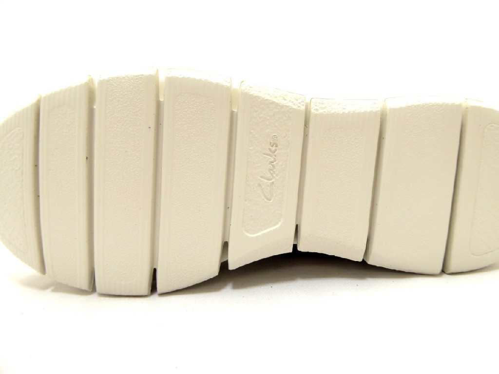 CLARKS Freizeit Schnürer khaki