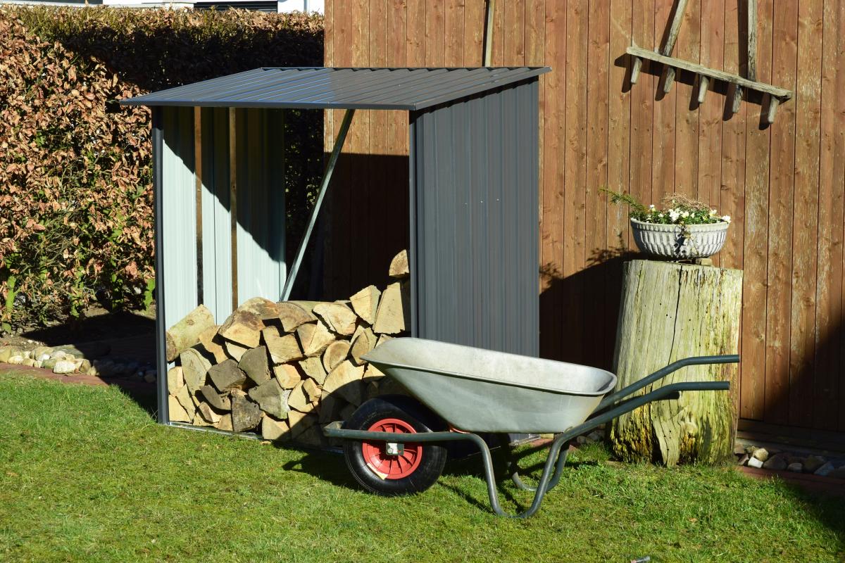 dobar Großes Kaminholzregal Madera aus Metall