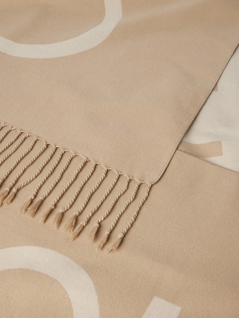 Schal mit Label-Stitching in beige