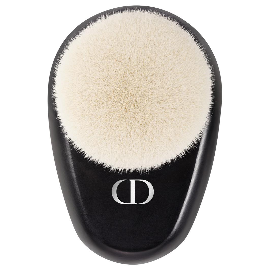 Face Brush Nr. 18