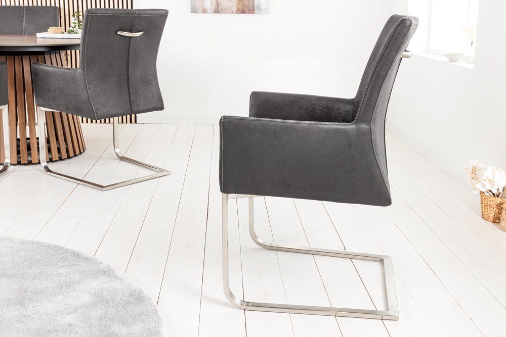 riess-ambiente Freischwinger SAMSON vintage grau / silber (Einzelartikel, 1 St), Esszimmer · Microfaser · Edelstahl · mit Armlehne · Industrial Design