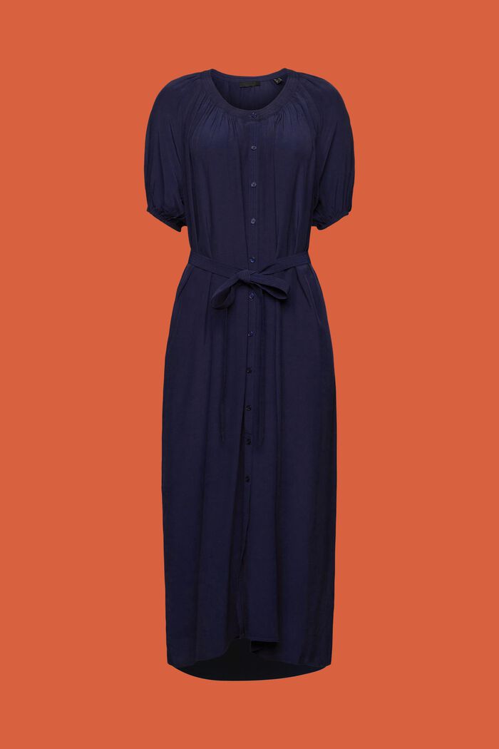 Feminines Hemdblusenkleid