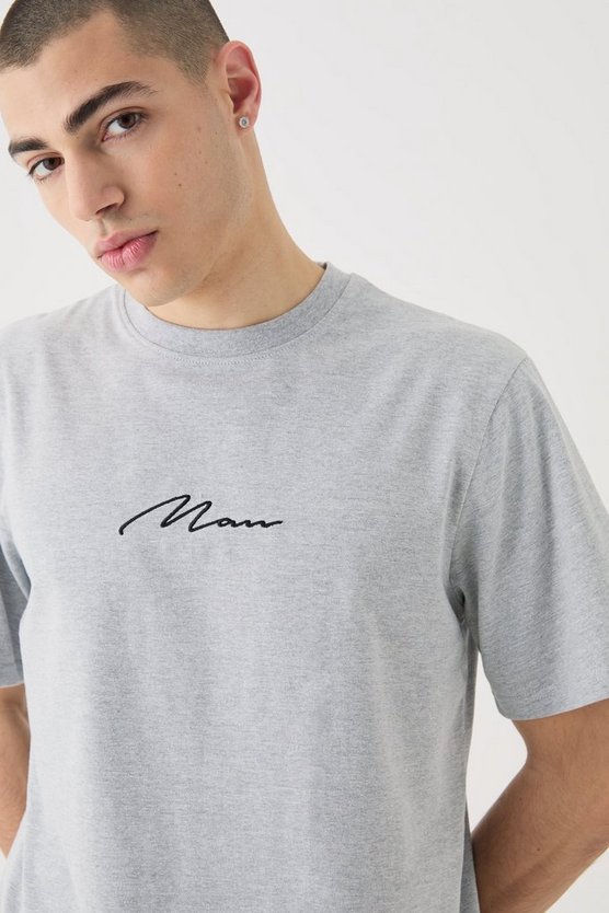 Man Signature Basic T-Shirt