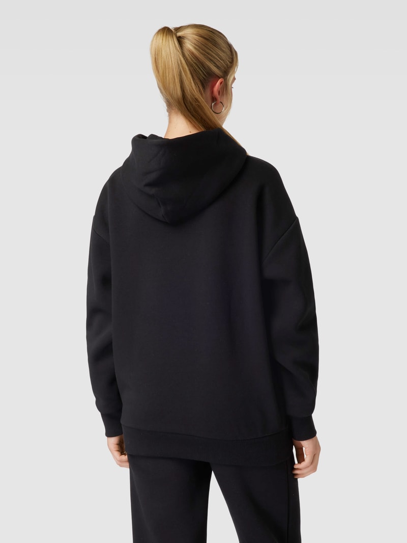 Hoodie mit Label-Print in schwarz