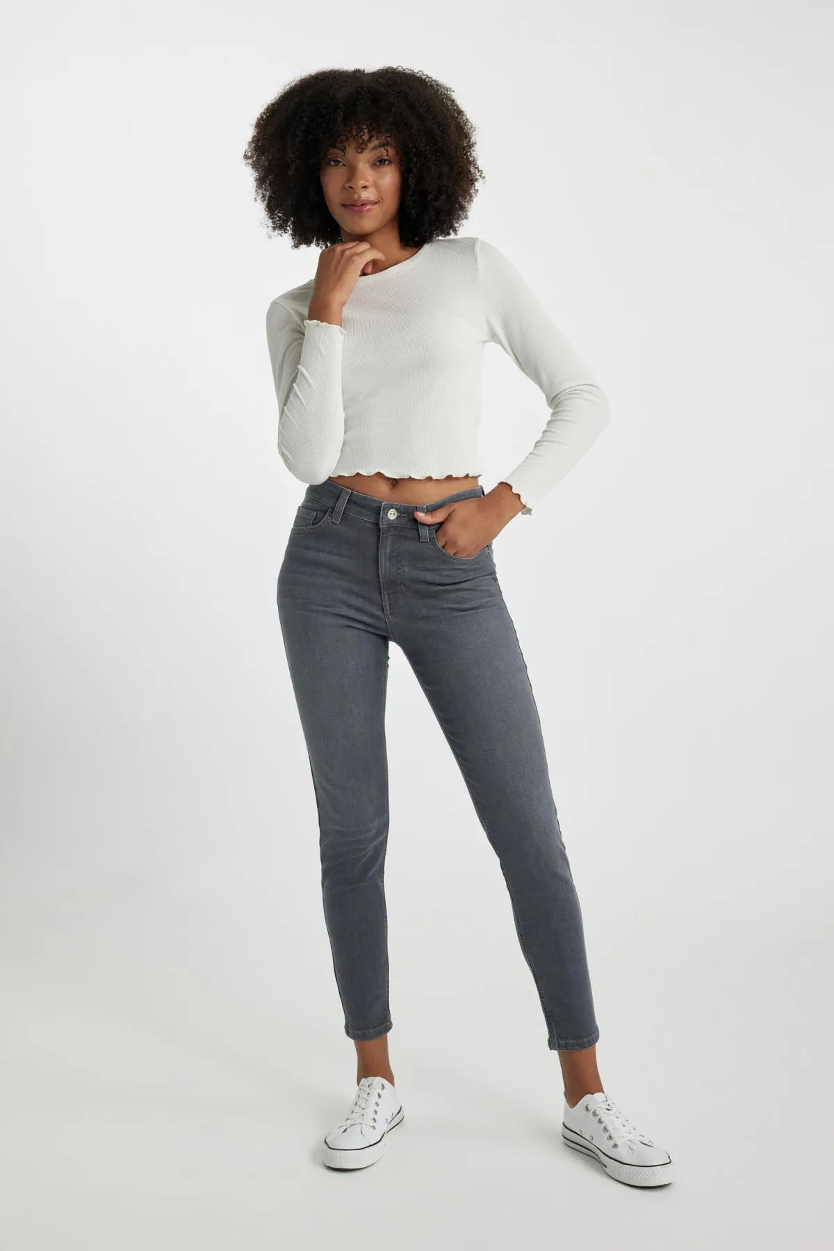 DeFacto  Rebeca Skinny Fit Normale Taille Schmaler Beinausschnitt Lange Jeanshose A7551ax23au