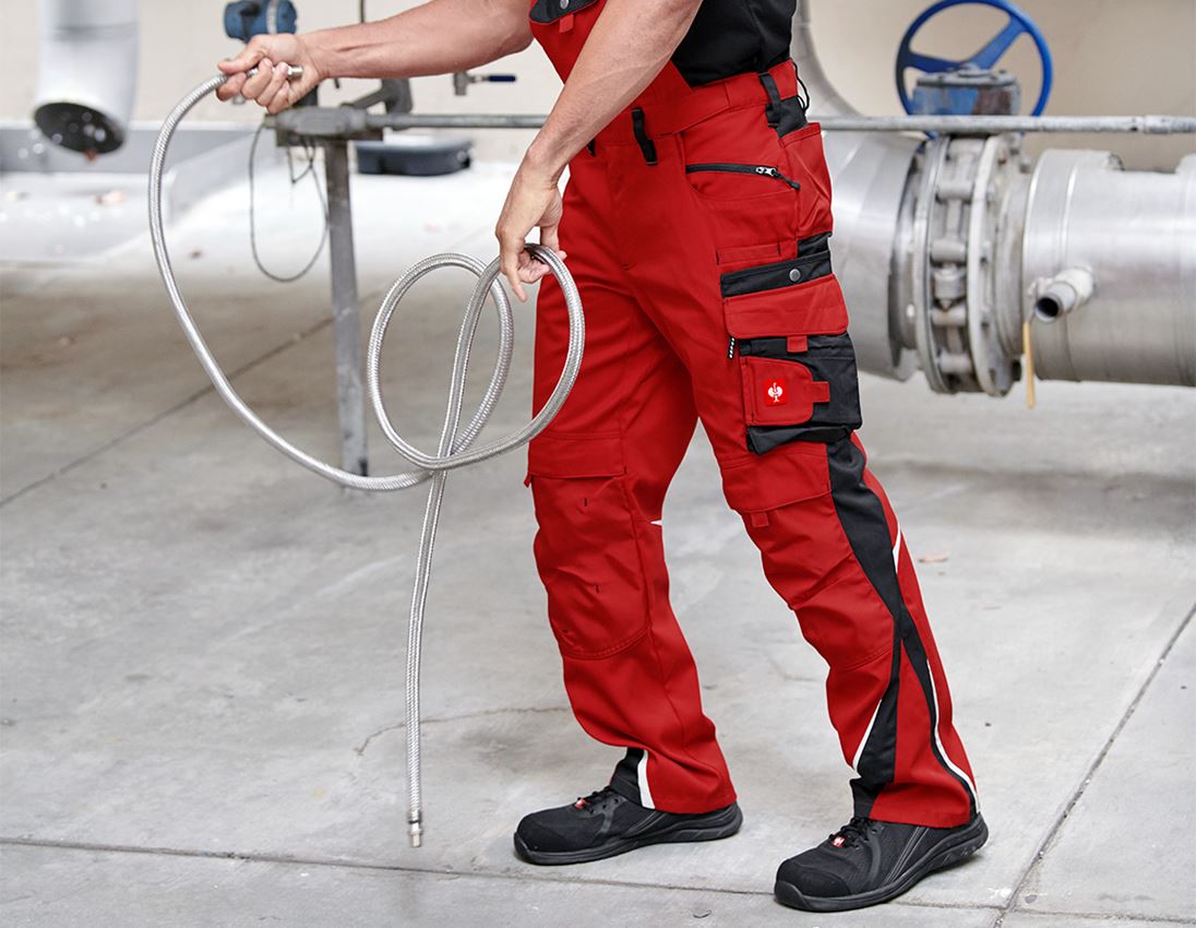 Latzhose e.s.motion