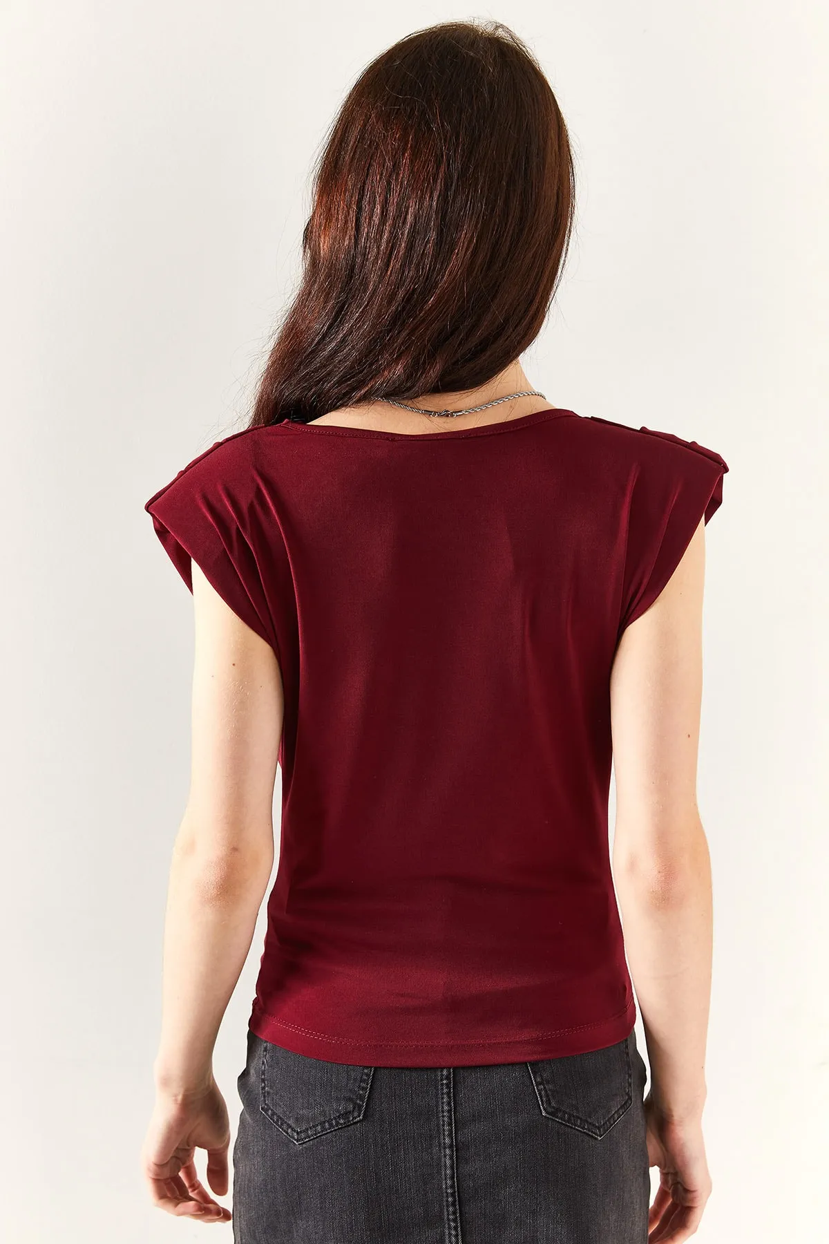 Olalook  Damen-Bluse mit gepolstertem Kragen in Weinrot BLZ-19002217