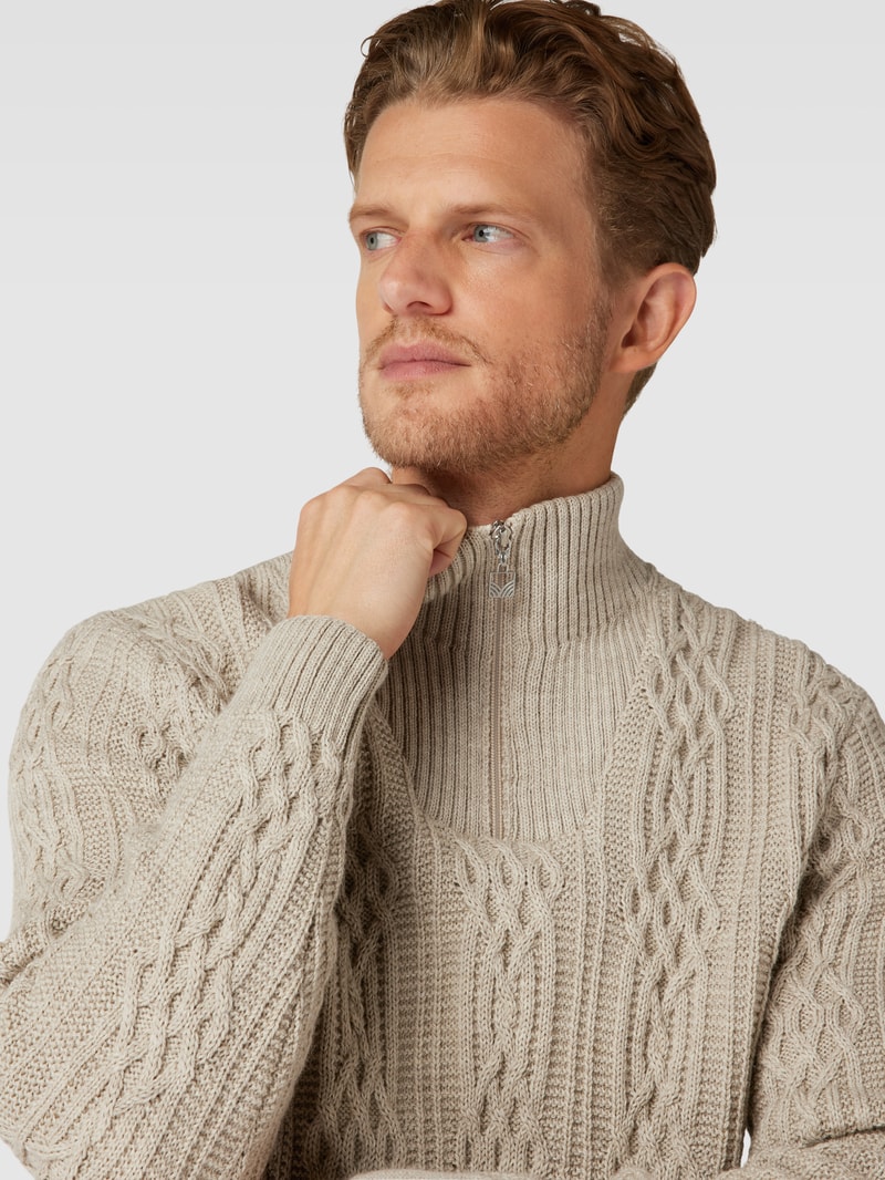 Strickpullover mit Zopfmuster Modell 'HOVEN' in sand