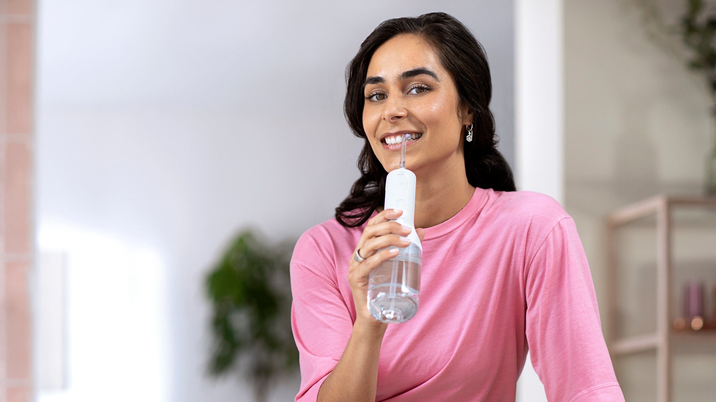 Philips Sonicare Zwischenraumreiniger Cordless Power Flosser 3000 HX3806/33, Aufsteckbürsten: 2 St., Quad Stream-Technologie, 2 Modi für die Reinigung, 3 Intensitätsstufen